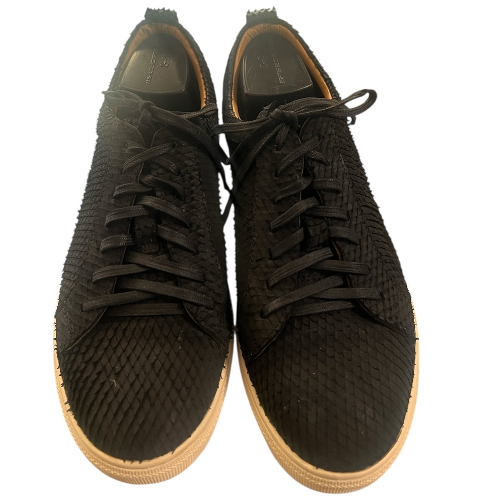 Black Woven Low-Top Sneakers with Tan Gum Sole